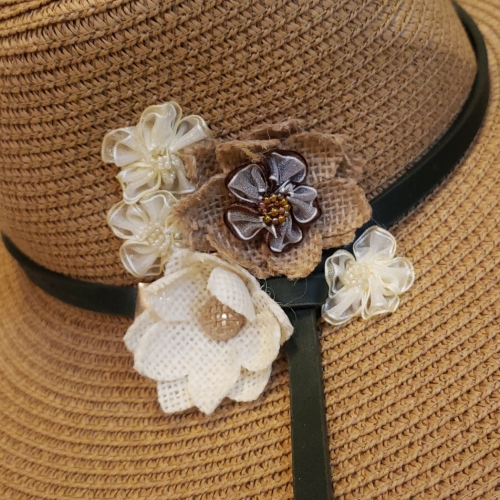 Spring Summer Hat - Picture 2 of 4
